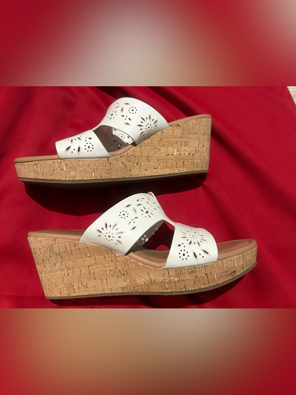 Luoika Womens 13 XW Extra Wide White Floral Cutout Wedge Sandals 3.5” Tall
